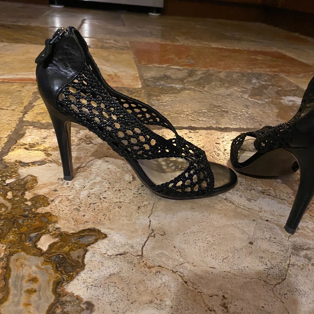 Heels - Picture 3 of 5